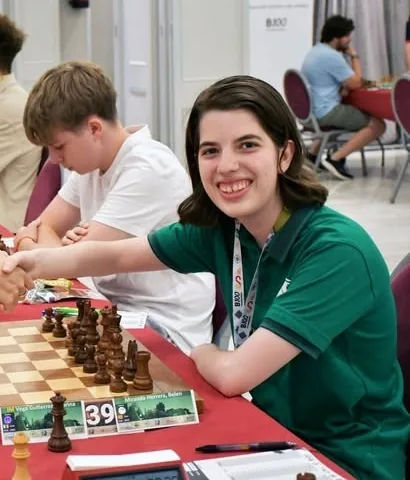 Belén Miranda sonriendo en el Campeonato de España de Ajedrez